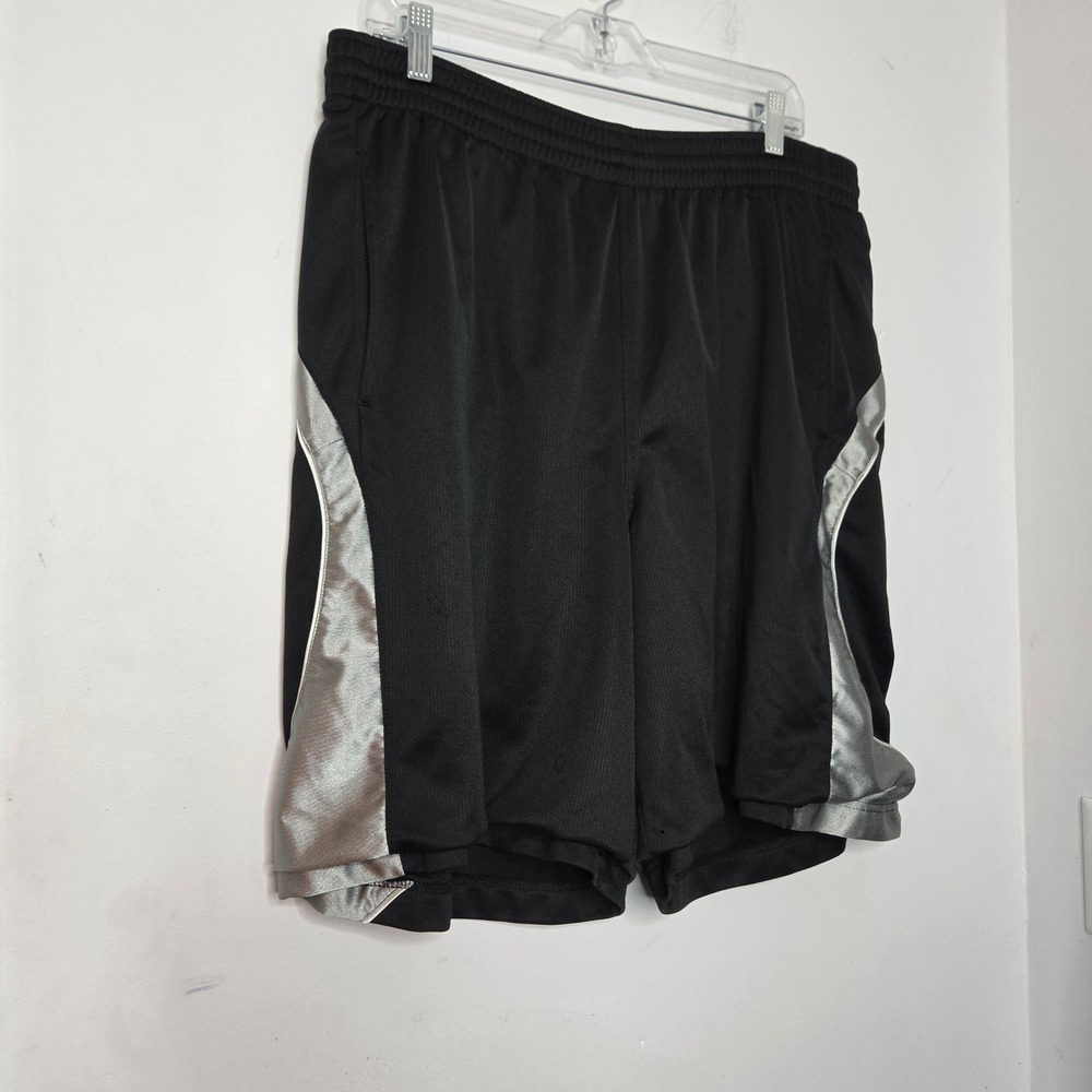 Nike Basketball Shorts Mens XL Black Silver Mesh Athletic Performance Pockets